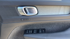 Volvo Xc40 1.5 T5 Recharge PHEV Inscription Pro 5dr Auto Estate